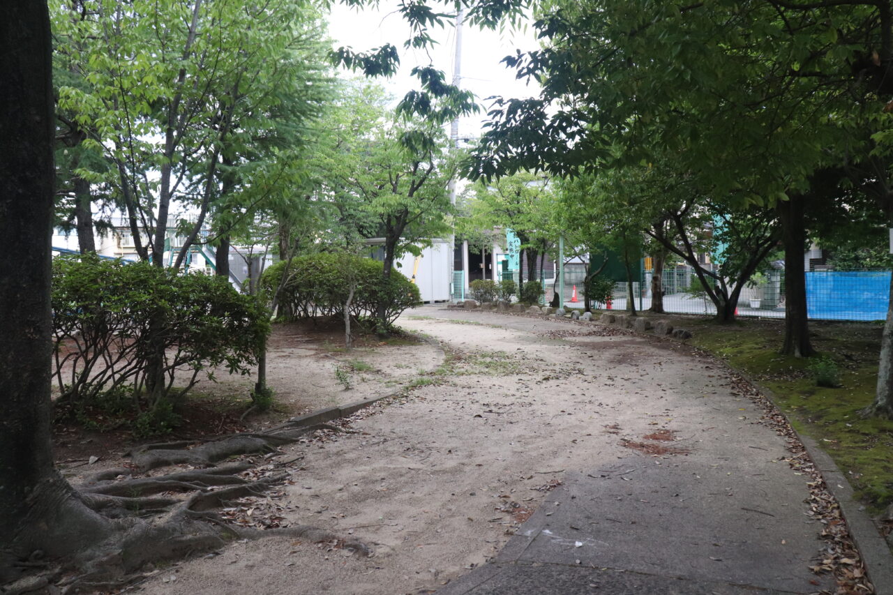 川原公園