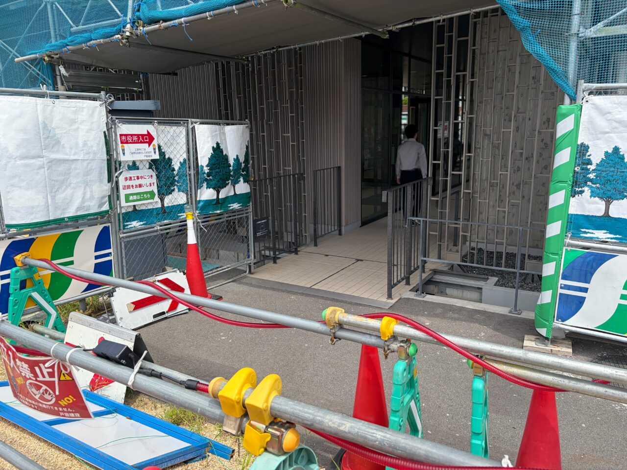 長岡京市役所工事の様子